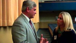 Rhode Island Attourney General Peter Kilmartin - AT&T It CAn Wait - No Texting While Driving