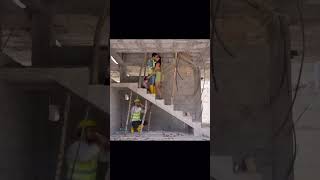 صاحبة البيت مع العامل سكسي سمعها