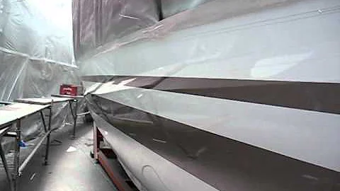 Thompson Jeanneau 57 White Boot & Cove Stripe