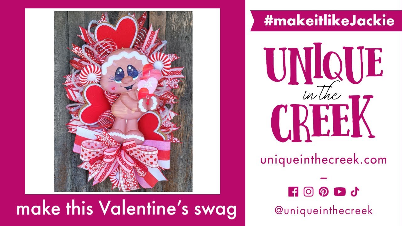 Венок из сеточки в форме сердца ко Дню святого Валентина на прямоугольной доске UITC