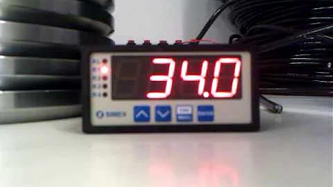 SRP-94 Digital Process Indicator in operation