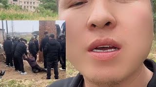 农村自建被拆都是同村人举报的,上面山高皇帝远谁知道 农村自建被拆都是同村人举报的,上面山高皇帝远谁知道