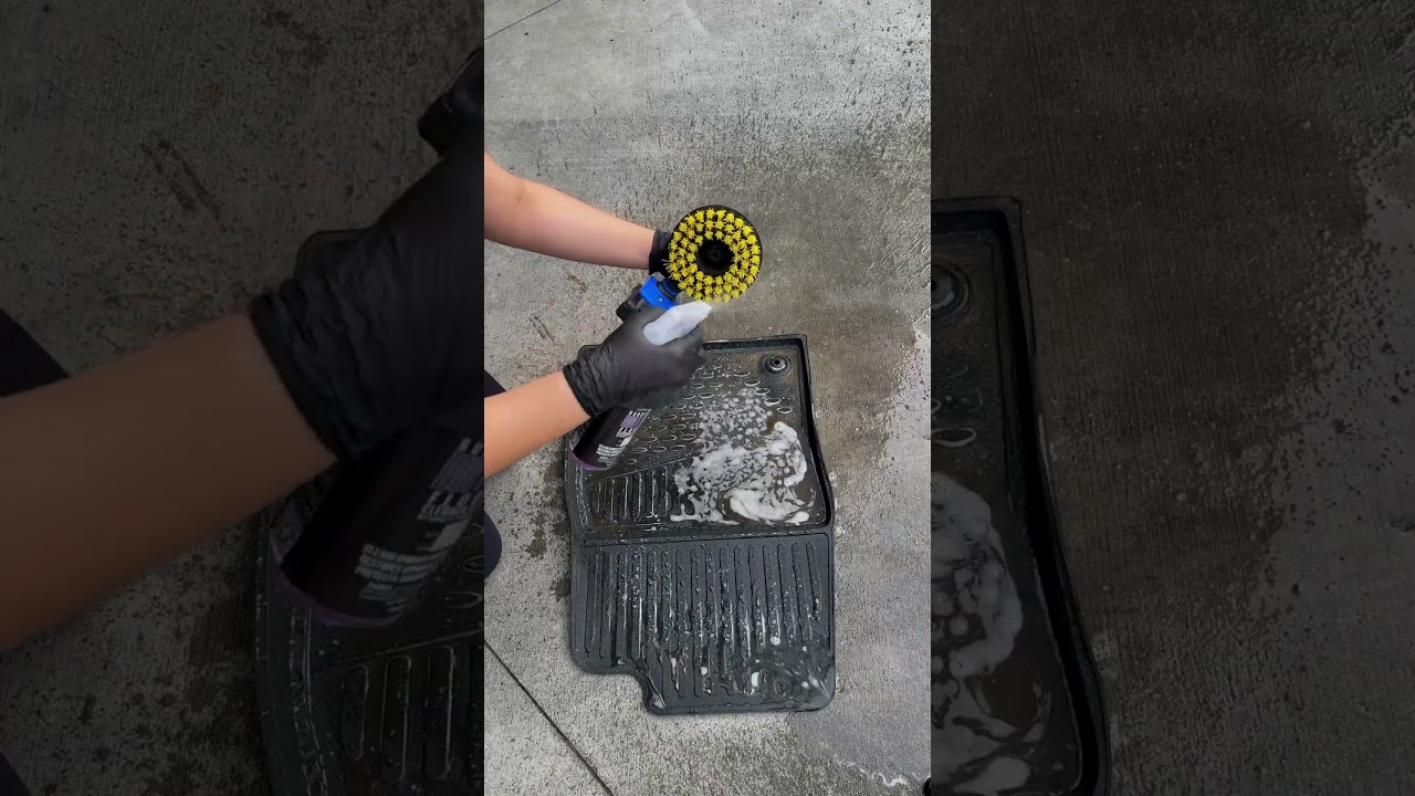 Как чистить резиновые коврики! 