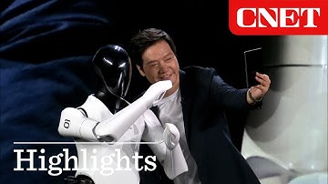 Watch CyberOne Humanoid Robot Demo with Xiaomi CEO