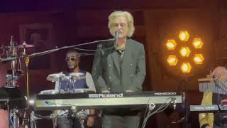 Todd Rundgren & Daryl Hall - Wait for Me