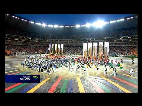 Video: Stadium Akan Bernafas Lagi: Piala Afrika - Matador Network