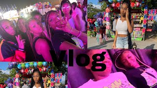 Vlog: grwm for the fair with my friends!