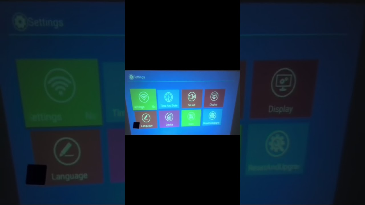 Portable, Smart Mini Projector With Built-in Rechargeable Battery