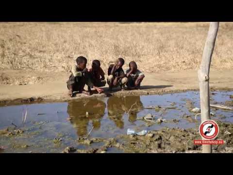 Video: 2 Miljard Mensen Hebben Geen Toegang Tot Veilig Drinkwater - Alternatieve Mening