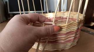 плетение из газет загибка корзины часть №3 мастер класс Como hacer cestas con periódico плетение из газет загибка корзины часть №3 мастер класс Como hacer cestas con periódico