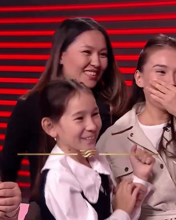 Азия трансекс Соратын ағасының алғашқы порносы