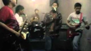 Ghozi - Cinta Terdiam