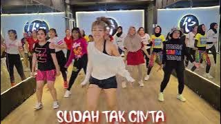 SUDAH TAK CINTA  by FIRA CANTIKA , Mr .jepank | senam kreasi | dangdut | zumba | lilac
