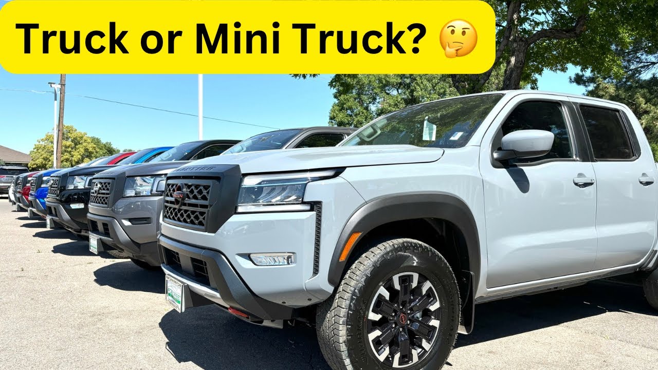 2025 Nissan Frontier (Pro 4X) Vs. Hyundai Santa Cruz (2.5T) Walk Around ...