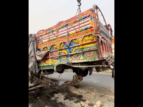 Truck Axle Housing Broke Down | Emergency Roadside Repair thumbnail