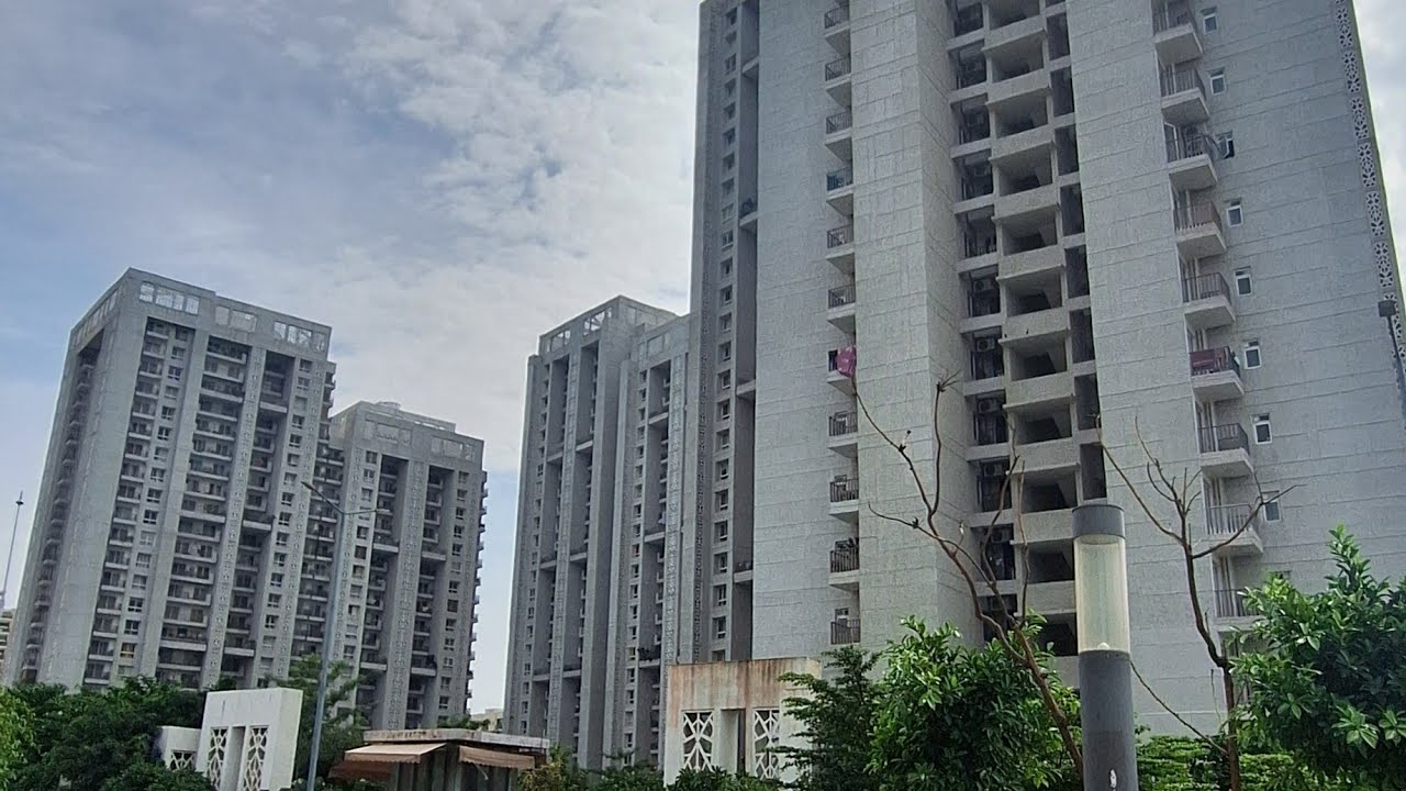 3 bhk 1490 Sqft Fully Furnished For Sale in Mapsko Mount ville Sector 79 Gurgaon 