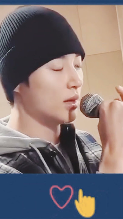 Byeon woo seok praticing sudden shower #lovelyrunner #byeonwooseok