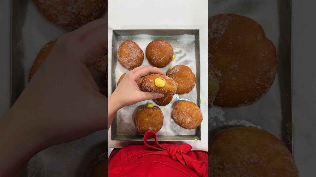 Fried bomboloni
