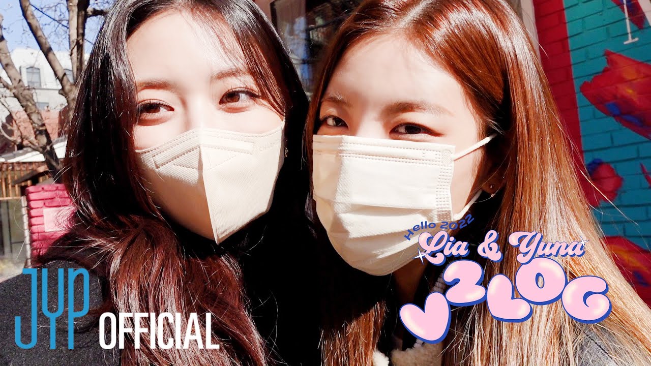 [ITZY V2LOG : Hello 2022] LIA & YUNA (궁합즈/룸메즈🧸/타로카드/브런치/카페/스무살선물)