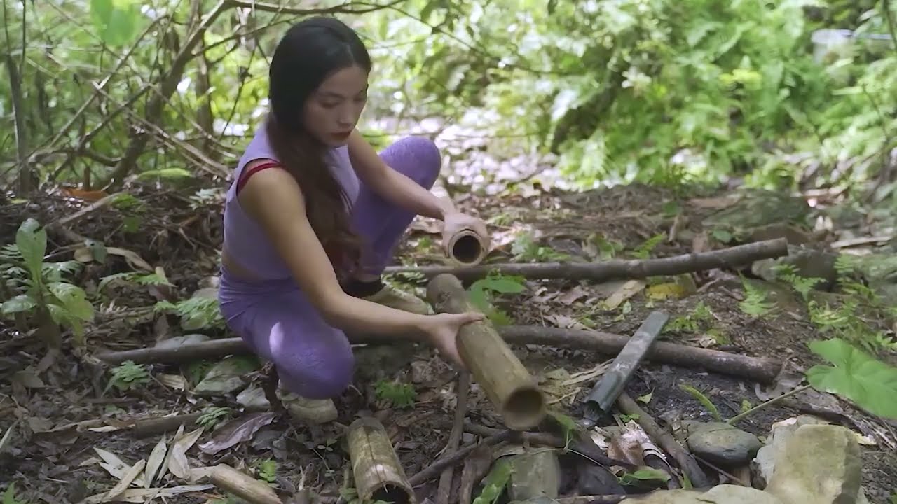 3-Day Solo Bushcraft Camping – Girl Alone in the Forest Cooking ...
