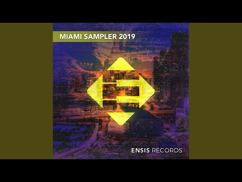 Wolf (Original Mix) auf YouTube ansehen Wolf (Original Mix) auf YouTube ansehen