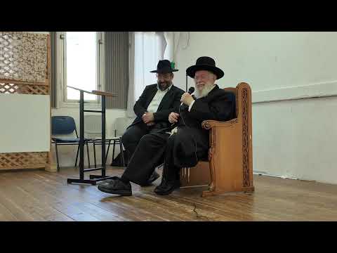 לעקור מן השורש הבדלים בין עדה לעדה: משא מרן פוה"ד הרב זילברשטיין לבנות בי''ס בית יעקב בית דוד בחולון