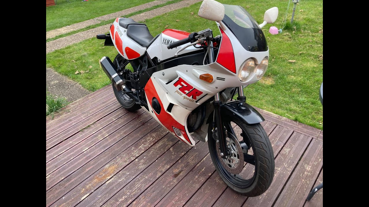 I BOUGHT A NON RUNNER YAMAHA FZR400 1WG AND GOT IT RUNNING IN AN