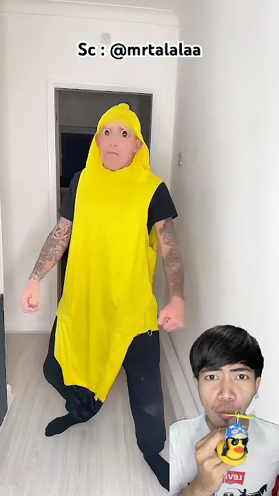Monkey is afraid of banana mama‼️ mrtalalaa