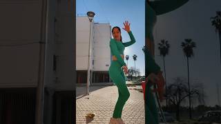 GITANA PRECIOSA BAILANDO RUMBA FLAMENCA ESPECTACULAR 💃#gypsy #gitana #rumbaflamenca #baile #shorts