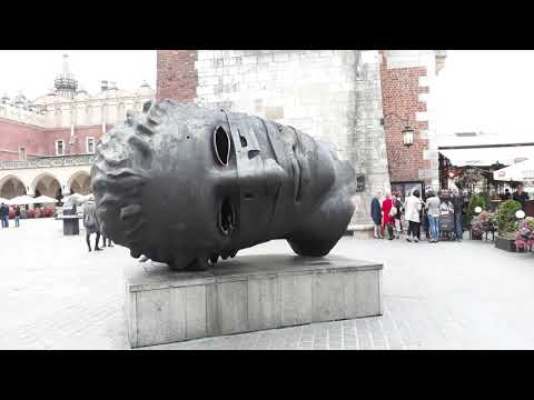 Video: Labākās Lietas, Ko Redzēt Krakovā, Polijā