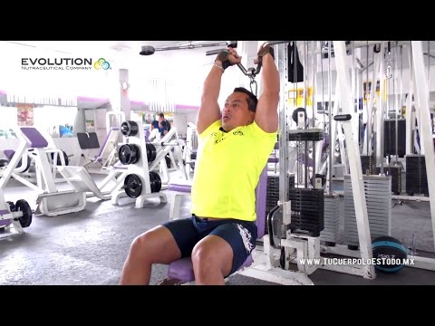 Press frances en maquina Excelente ejercicion para el triceps (guasanga😋).  Asi que si estas interesada en reducir la flacides de tus brazos y darle  mayor, By Juan Manuel Entrenador Personal