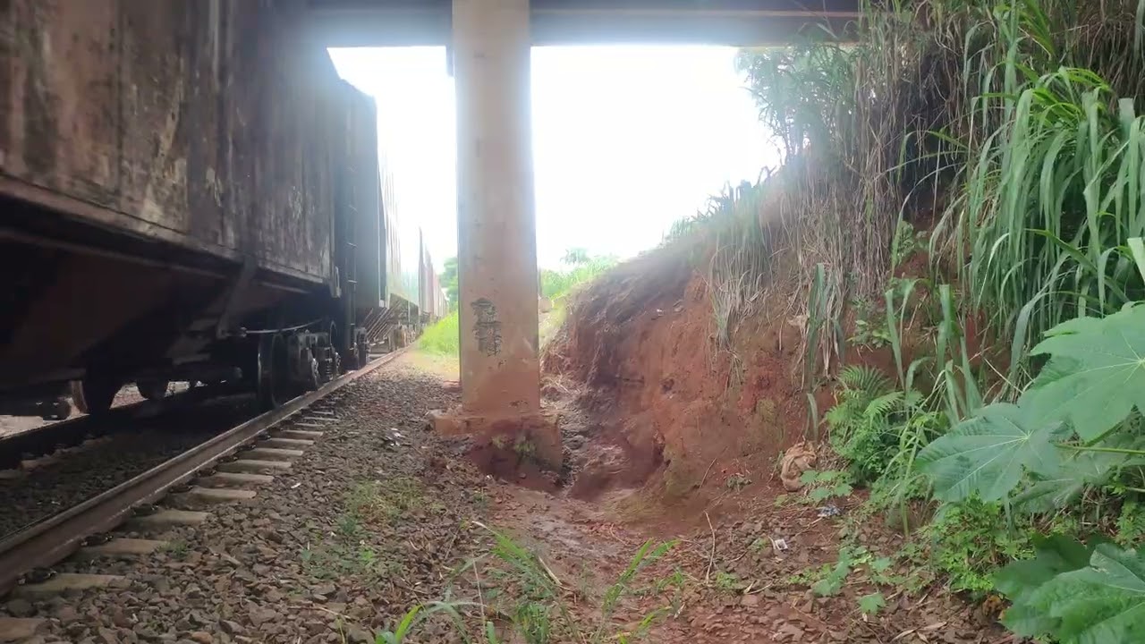 GE ES44ACi Rumo #2566 Passando Carregado Em Santa Gertrudes SP 