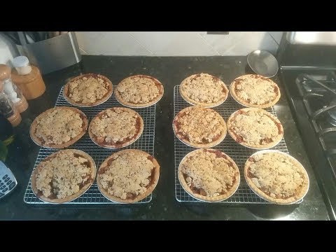 J Cooks - Caramel Pecan Apple Pie For The Patrons!