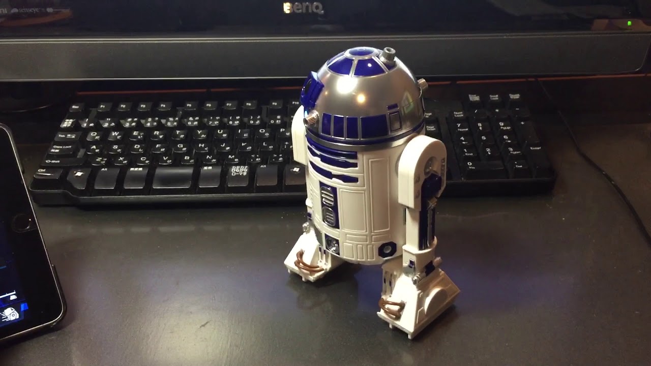 Sphero社「R2-D2」を完全再現したロボットトイが登場！ - 中年からの夢 