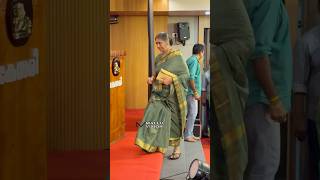 മധുബാലകൃഷ്ണന് പുരസ്‌കാരം സമർപ്പണത്തിനു ഗസ്റ്റ്‌ ആയി വിധുബാല എത്തിയപ്പോൾ 😍 #madhubalakrishnan