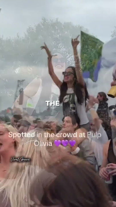 Fans Completely Ignore Olivia Rodrigo at Concert 😱👏#oliviarodrigo #shorts