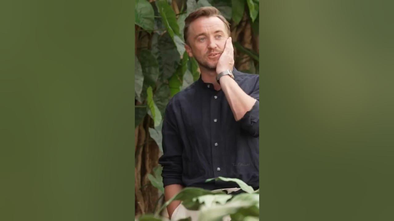 I'm tryna find the words to describe Tom Felton 😏😏😉
