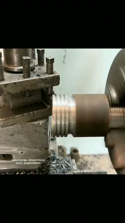 Making pistons from steel? The extraordinary ability of senior experts