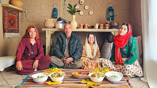 Making Spaghetti Macaroni With Fresh Vegetables In Bamyan - Village Cooking In Afghanistan