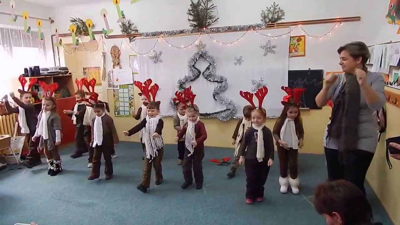 2013 KarácsonyiOvi(Mezőfény) - középsőcsoport rénszarvastánc