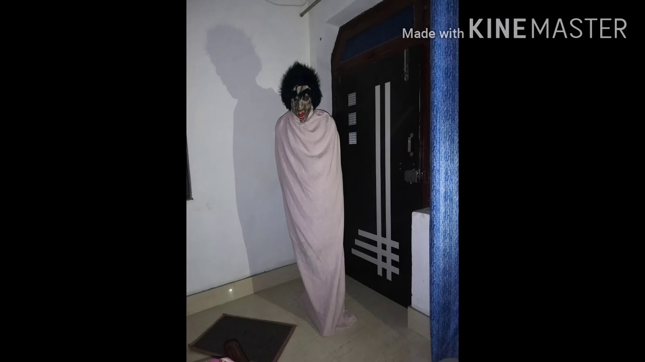 REAL GHOST JUMPSCARE CAUGHT ON CCTV!! YouTube