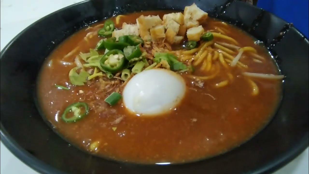 I EAT MEE REBUS FROM KILINEY ROAD NO MSG THAT KILLS BRAIN CELLS YouTube