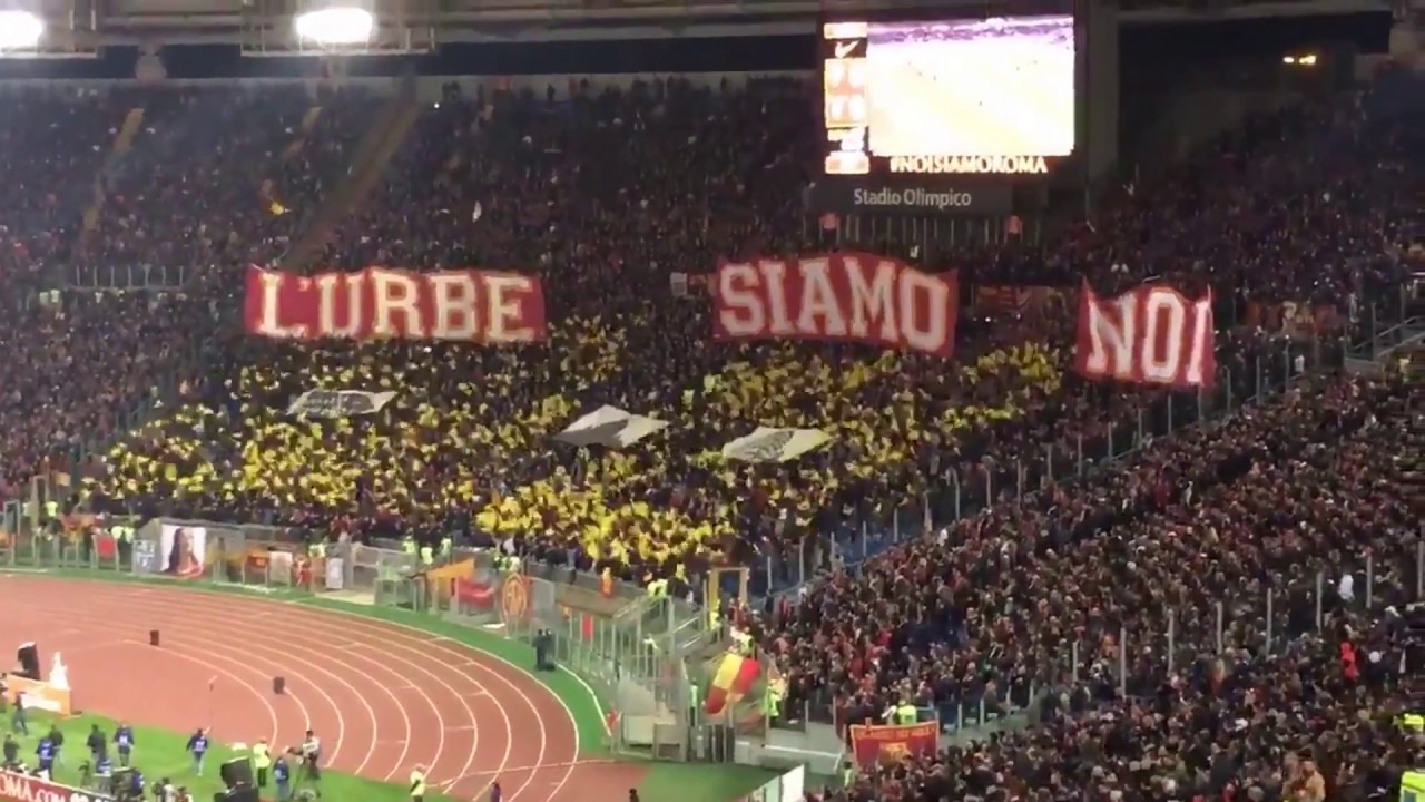 Рома против Лацио 2:1 18.11.2017 дерби, великие поклонники певцов на стадионе Олимпико