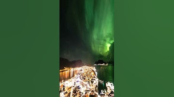 Amazing Aurora Borealis Northern lights video! Fall asleep fast, meditation, relaxation music.