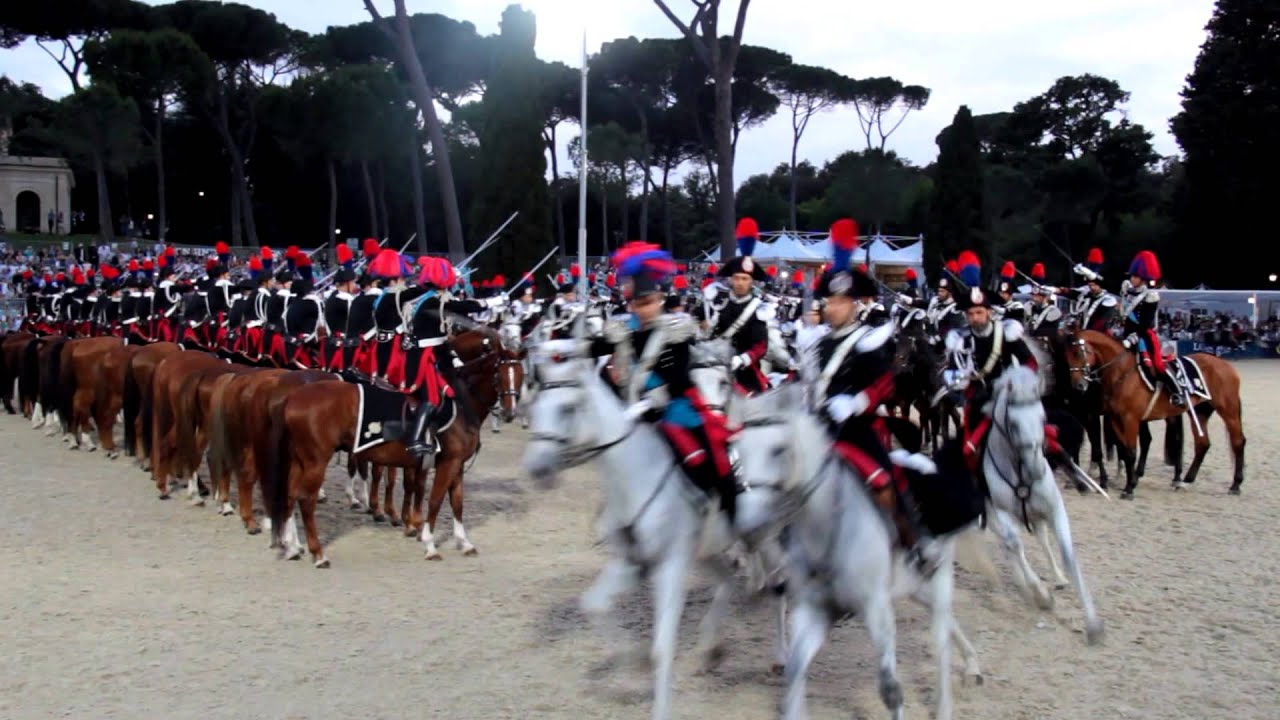 Carosello storico del 4° Reggimento Carabinieri a Cavallo
