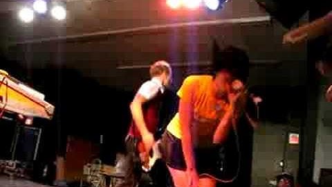 The Action Design - Connect/Disconnect