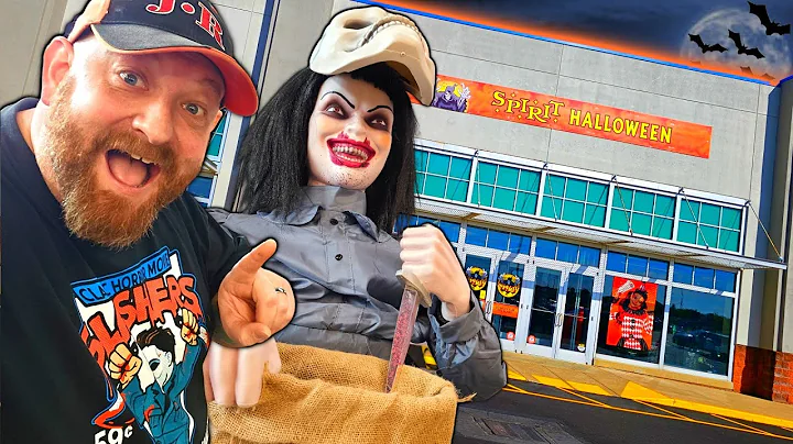 SPIRIT HALLOWEEN 2025 INSIDE ABANDONED CLOTHING WAREHOUSE MEDINA OHIO