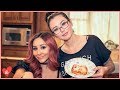 Snooki & JWOWW Make Pizza Grilled Cheese! | #MomsWithAttitude Moment