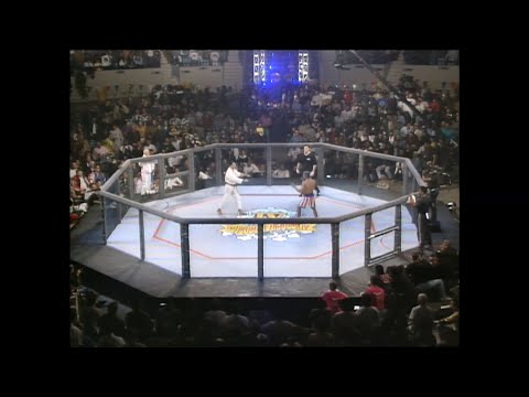 Royce Gracie vs Ron van Clief | UFC 4