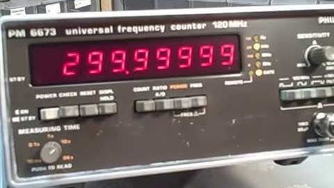 Philips / Fluke PM6673 120 Mhz Counter